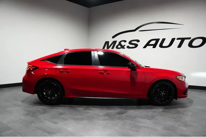 $22830 : 2022 Civic Hatchback image 7