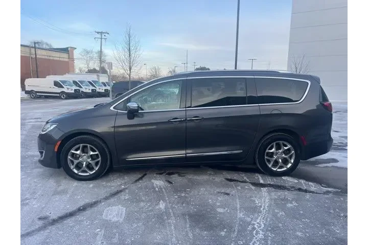 $21325 : Chrysler Pacifica 2019 Limit image 8