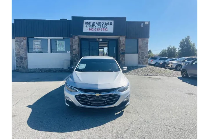 $6999 : 2019 Malibu LS image 1