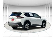 $19978 : Nissan Rogue 2023 SV 4dr Cro thumbnail