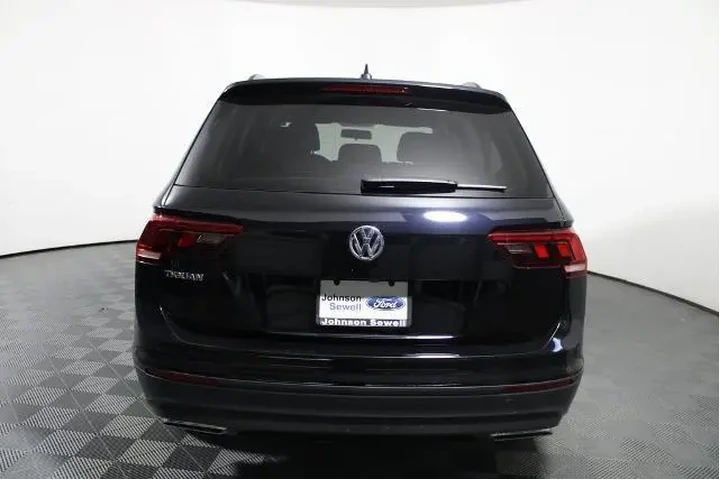 $17800 : Volkswagen Tiguan 2021 S 4dr image 6