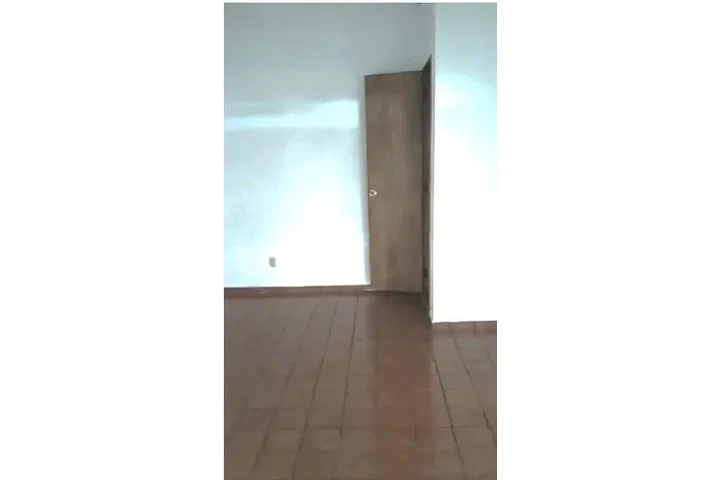 $5900 : RENTO LOCAL COMERCIAL image 1