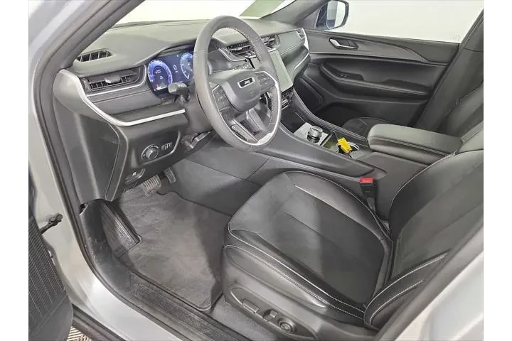 $36314 : Jeep Grand Cherokee L 2024 4 image 10