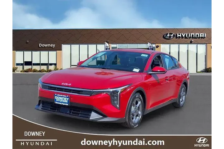 $21834 : Kia K4 2025 LXS 4dr Sedan image 1