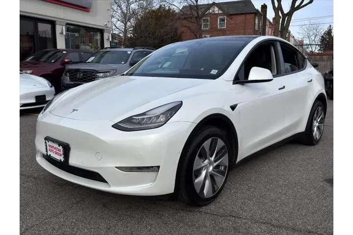 $13995 : Tesla Model Y 2021 AWD Long image 1