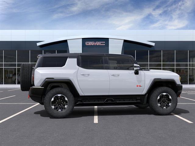 $118385 : New 2025 HUMMER EV SUV 3X image 5