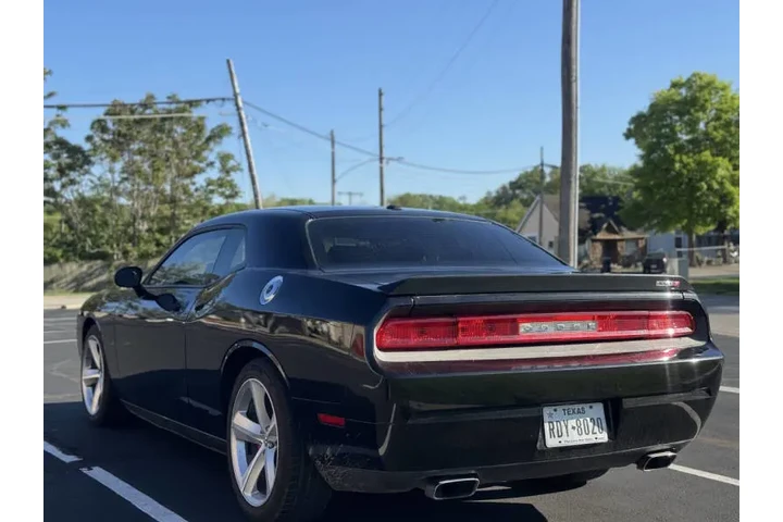 $19999 : 2010 Challenger SRT8 image 7