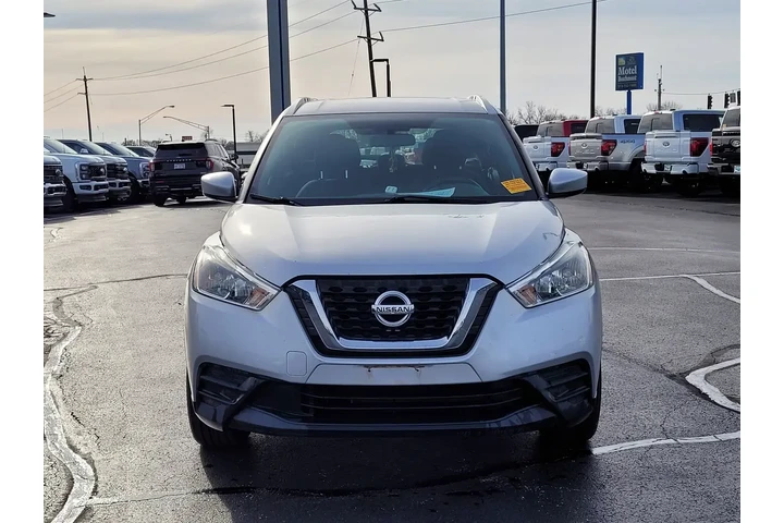 $12597 : Nissan Kicks 2018 S 4dr Cros image 9