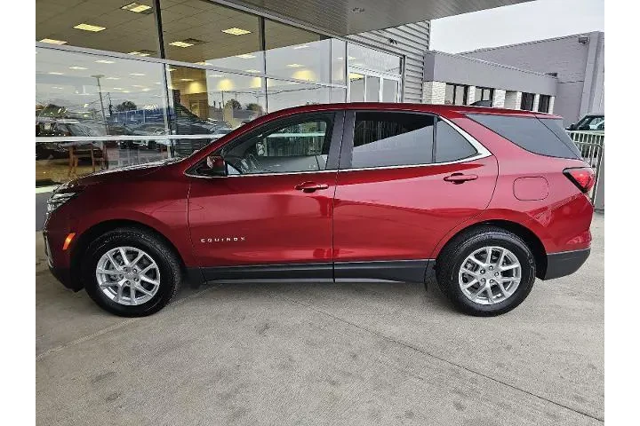 $23690 : Chevrolet Equinox 2024 4x4 L image 2