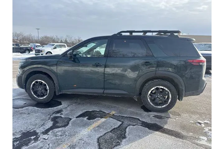 $30995 : Nissan Pathfinder 2024 AWD S image 8