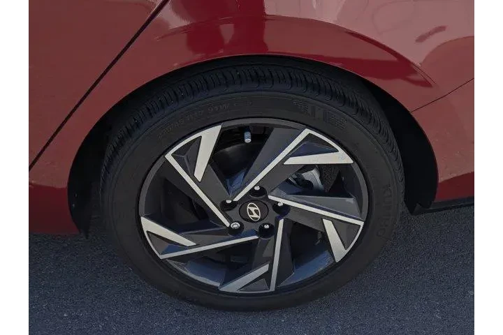 $23999 : Hyundai ELANTRA 2024 Limited image 7