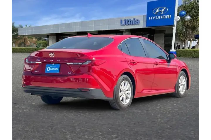 $29499 : Toyota Camry 2025 LE 4dr Sed image 3