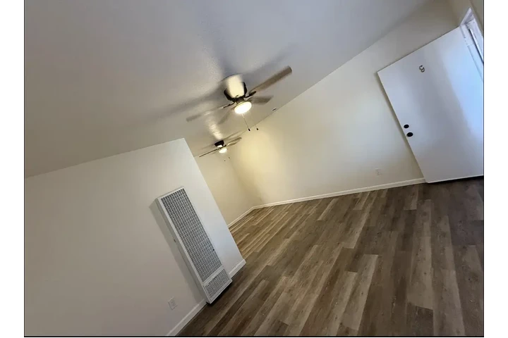 $1100 : Remodelado apt huntington park image 7