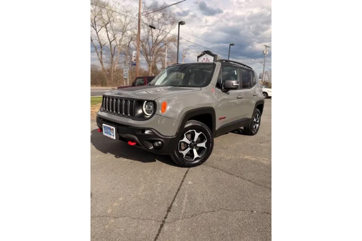 $15995 : 2021 Renegade Trailhawk image 4
