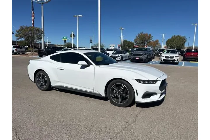 $29991 : Ford Mustang 2024 EcoBoost 2 image 2