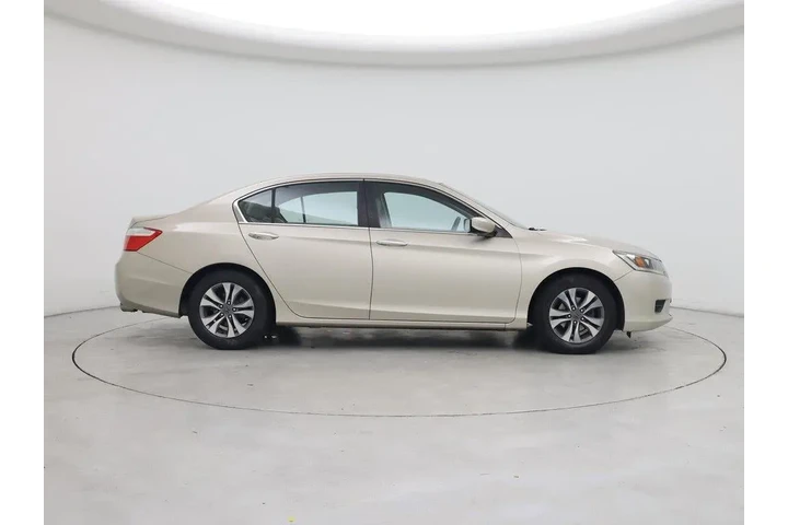 $13998 : Honda Accord 2014 LX 4dr Sed image 7