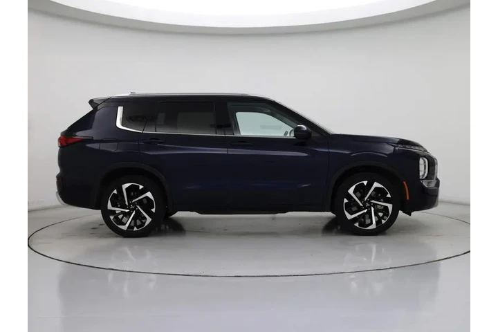 $25998 : Mitsubishi Outlander 2024 SE image 7