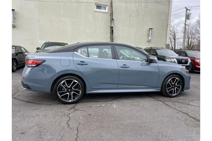 $18153 : Nissan Sentra 2025 SR 4dr Se image 3