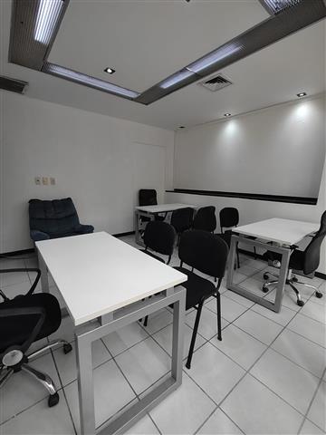 $8250 : Oficinas en zona centro Colima image 1