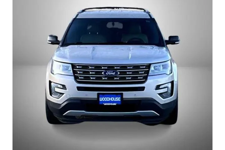 $11495 : Ford Explorer 2017 AWD XLT 4 image 2