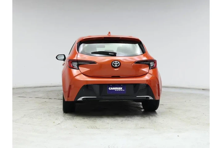 $23998 : Toyota Corolla Hatchback 202 image 6