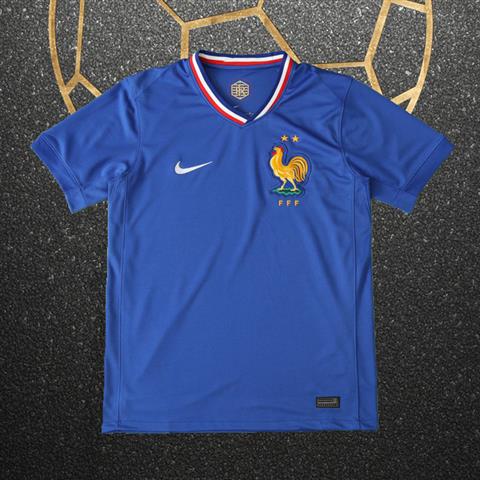$19 : maillots de la Coupe d'Europe image 2