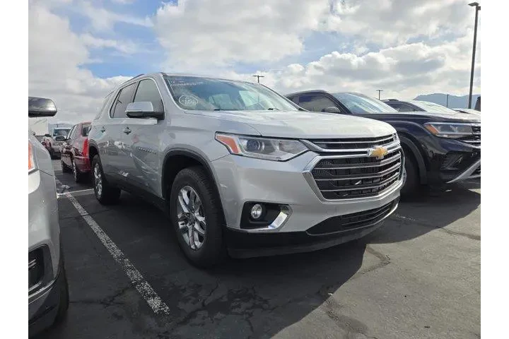$23991 : Chevrolet Traverse 2021 LT C image 1