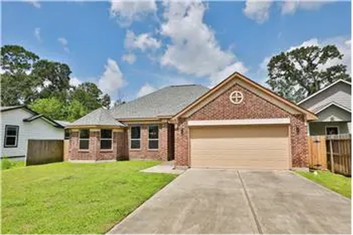 $2175 : Rental property with 3 bedro image 1