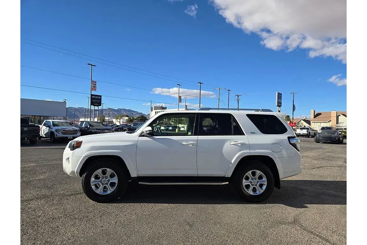 $24776 : Toyota 4Runner 2017 4x2 SR5 image 5