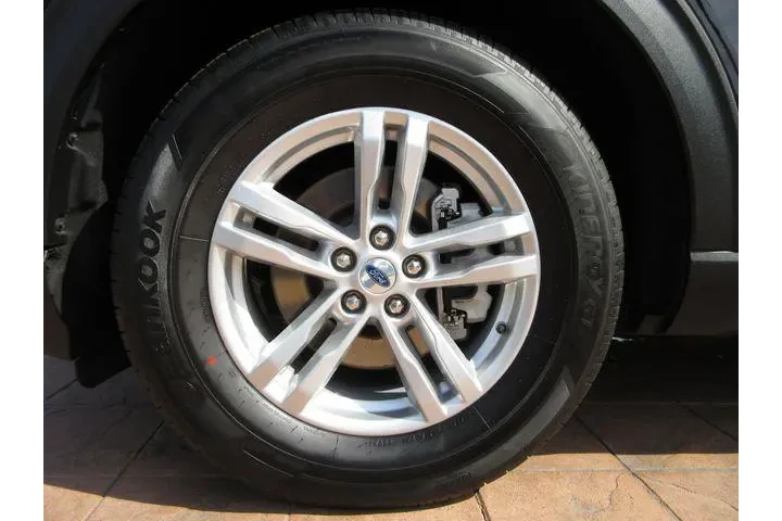 $27296 : Ford Explorer 2023 XLT 4dr S image 8