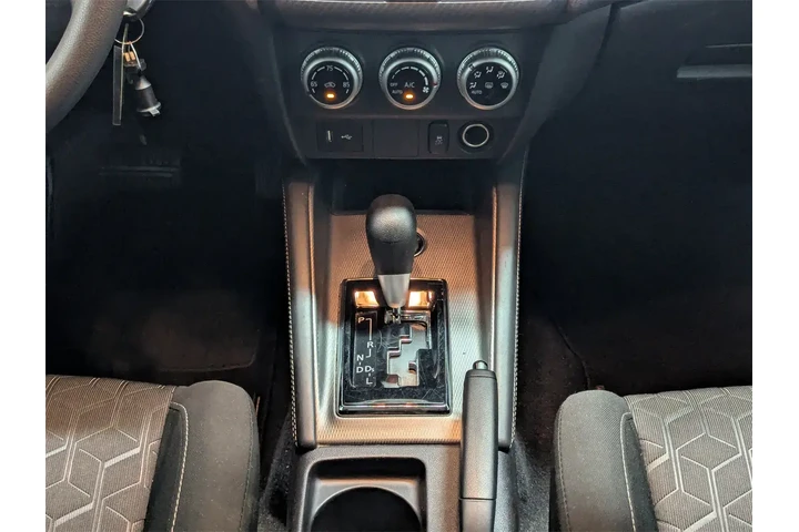 $21997 : Mitsubishi Outlander Sport 2 image 10