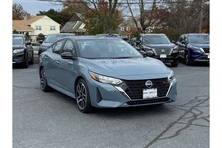$21250 : Nissan Sentra 2025 SR 4dr Se image 1
