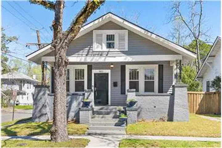 $2400 : Rental property with 3 bedro image 1