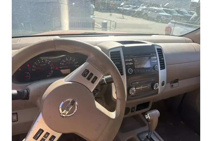 $11202 : Nissan Frontier 2014 4x2 S 4 image 5