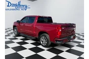 $30625 : Chevrolet Silverado 1500 201 thumbnail