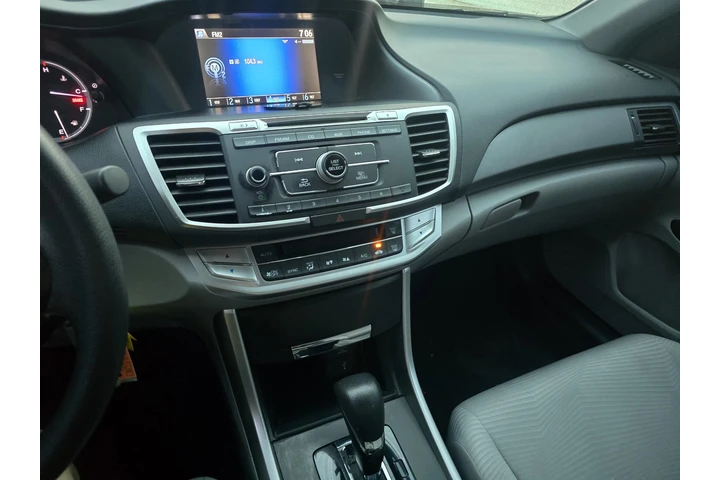 $7700 : 2015 HONDA ACCORD image 9