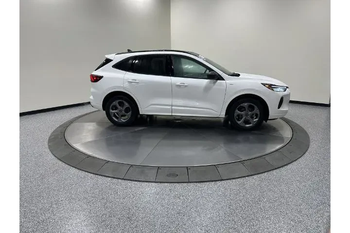 $24993 : Ford Escape 2024 AWD ST-Line image 6