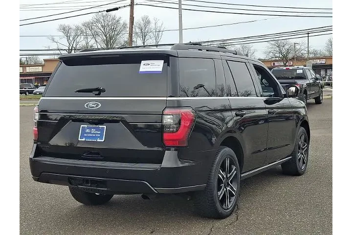 $32788 : Ford Expedition 2021 4x4 Lim image 6