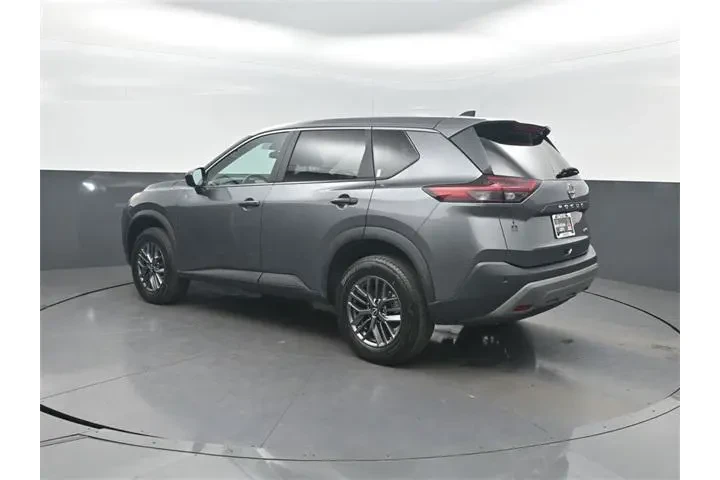 $20570 : Nissan Rogue 2023 AWD S 4dr image 3