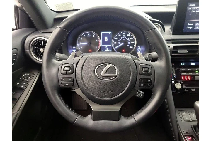 $32998 : Lexus IS 300 2022 4dr Sedan image 10