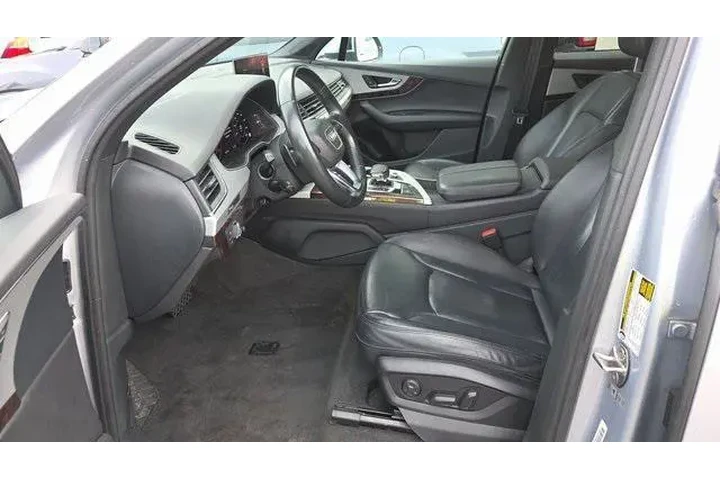 $19353 : Audi Q7 2019 AWD quattro SE image 5