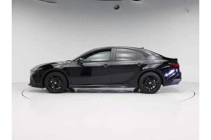 $33998 : Toyota Camry 2026 SE 4dr Sed image 3