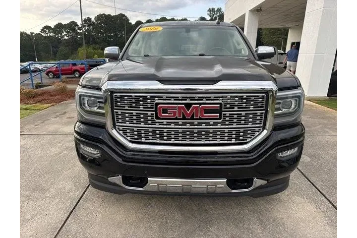 $28778 : GMC Sierra 1500 2016 4x4 Den image 2