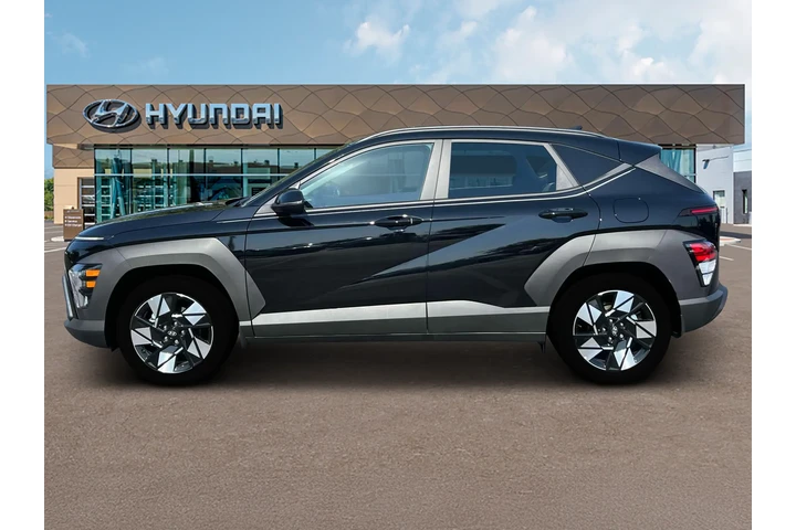 $21554 : Hyundai KONA 2024 SEL 4dr Cr image 3