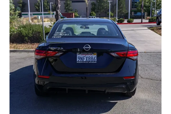 $18232 : Nissan Sentra 2024 S 4dr Sed image 5