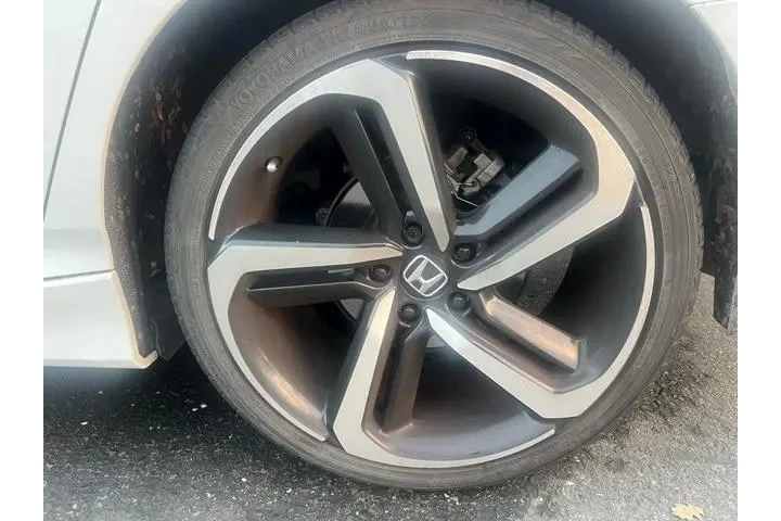 $22988 : Honda Accord 2019 Sport 4dr image 6