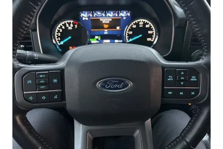 $40000 : Ford F-150 2022 4x4 XLT 4dr image 10