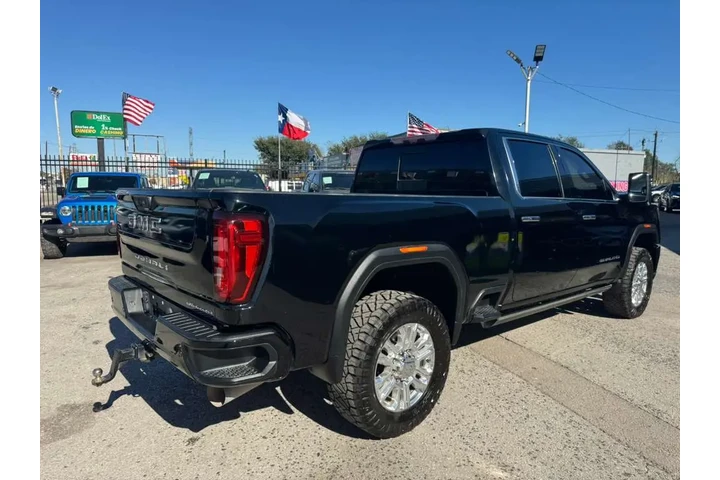 2021 GMC Sierra 2500HD Denali image 5
