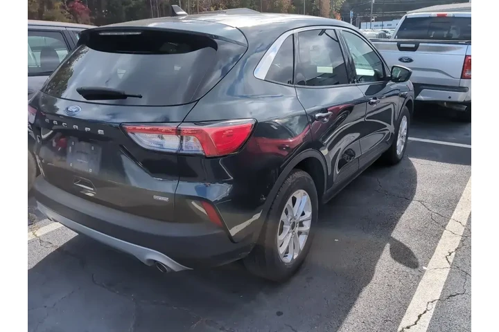 $20590 : Ford Escape Hybrid 2022 SE 4 image 3