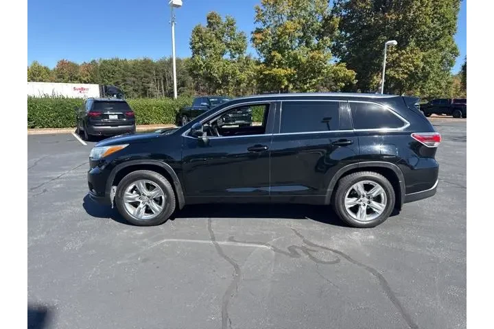 $21195 : Toyota Highlander 2015 AWD L image 6